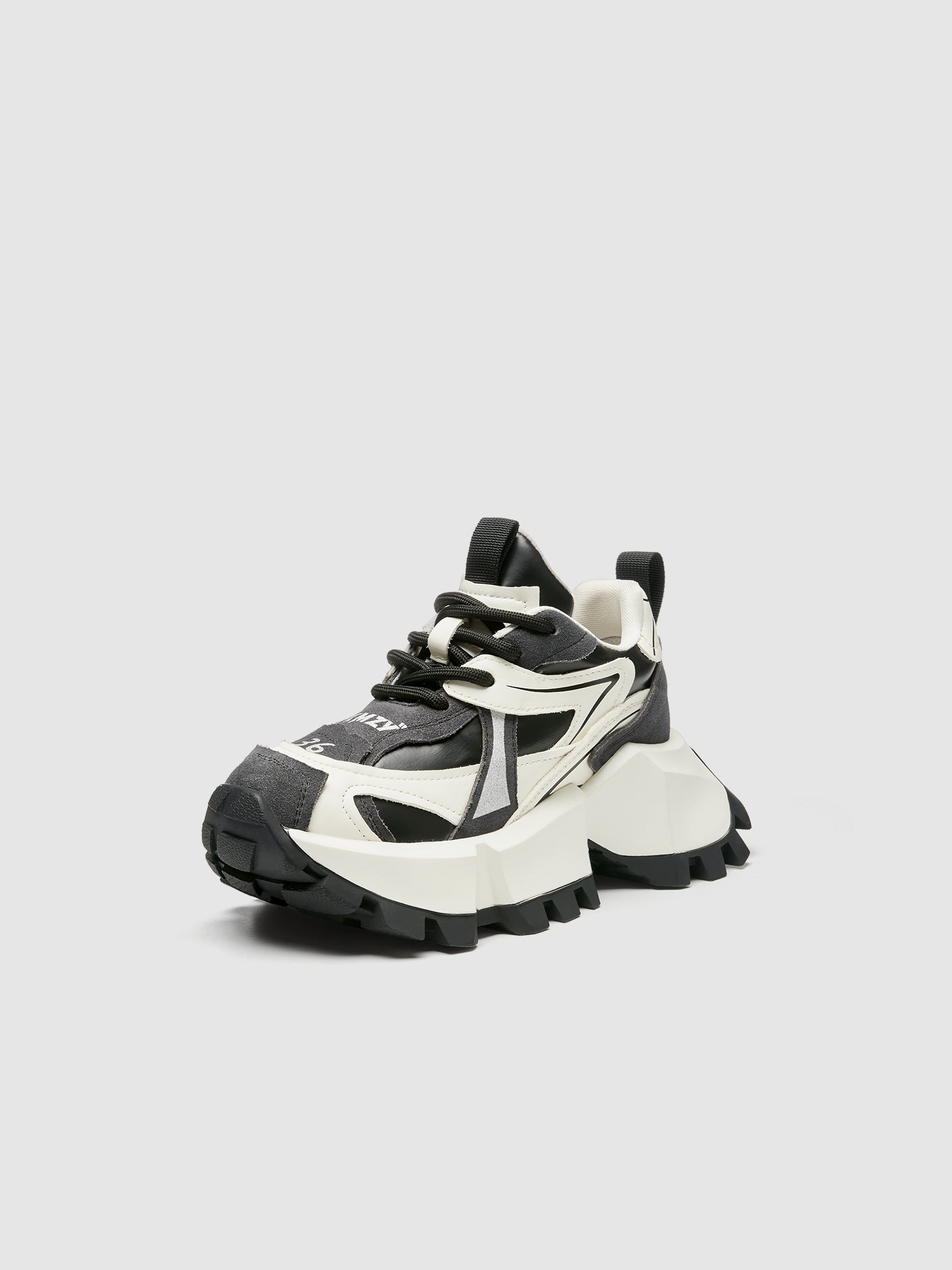 XMZY 2025 Spring Chunky Sneakers for Women – Street Style & Unique Design